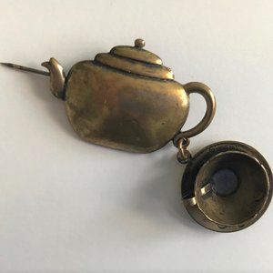 Top Shelf Pin/Brooch Teapot & Cup Vintage Signed